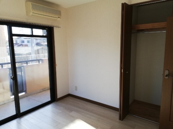 水戸市河和田１丁目　売マンション 内観写真（リビング以外の居室）