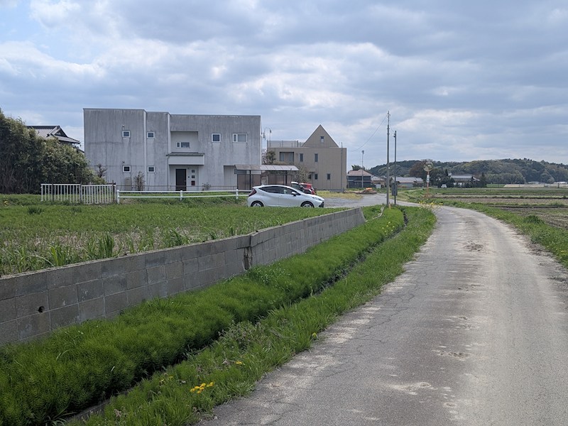 常陸太田市三才町　土地 現地写真（前面道路含む現地写真）