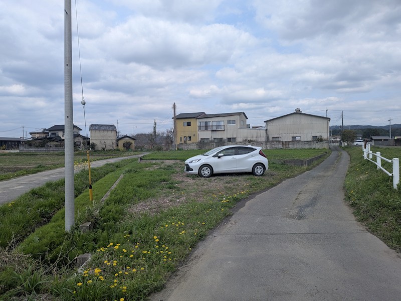 常陸太田市三才町　土地 現地写真（前面道路含む現地写真）
