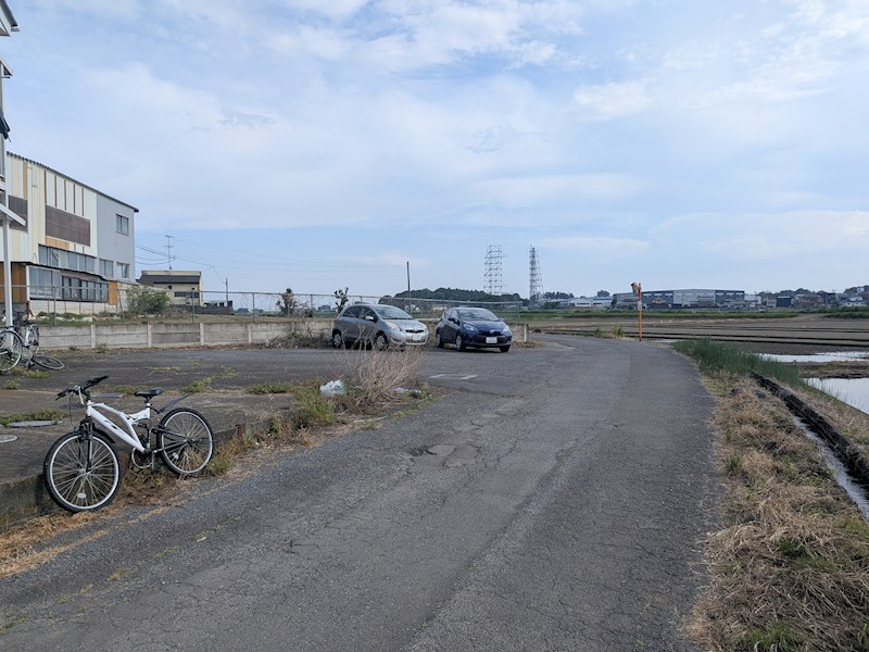 常総市向石下　アパート 現地写真（前面道路含む現地写真）
