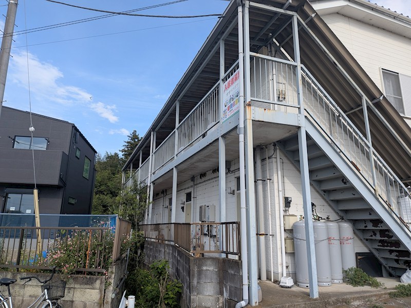 常総市向石下　アパート 現地写真（玄関）