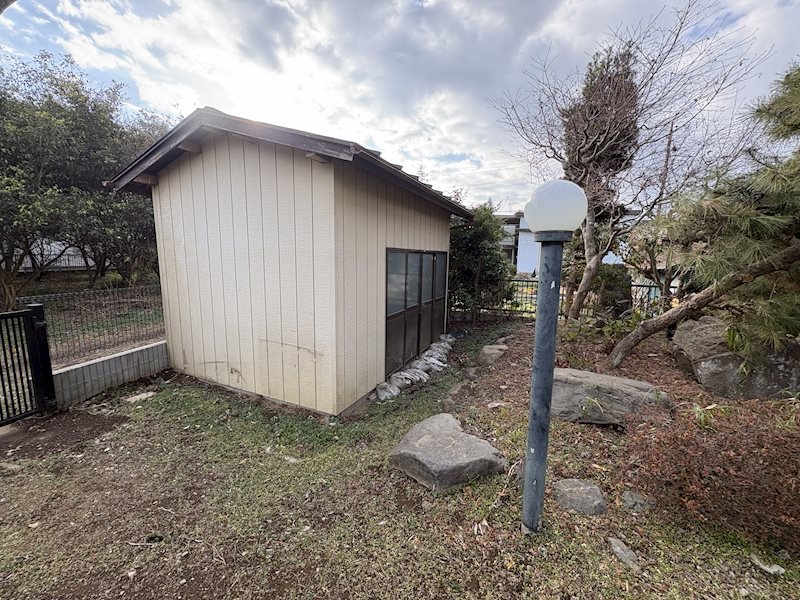 土浦市真鍋４丁目　中古戸建 現地写真（庭）