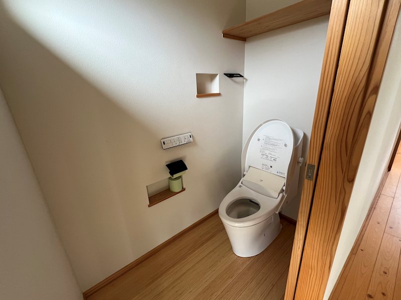 鉾田市烟田　中古戸建 内観写真（トイレ）