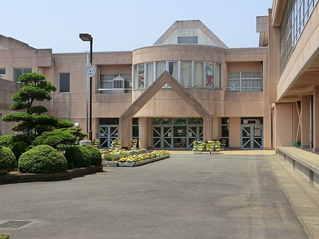 龍ケ崎市長山５丁目　中古戸建 小学校
