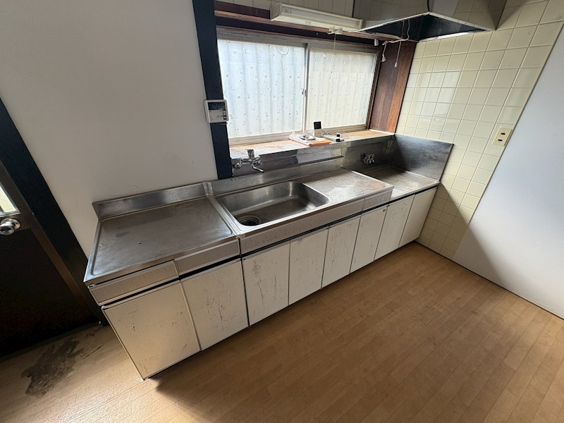 牛久市上柏田１丁目　中古戸建 内観写真（キッチン）