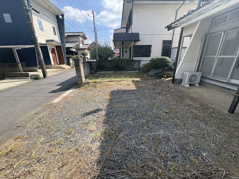 牛久市上柏田１丁目　中古戸建 現地写真（庭）