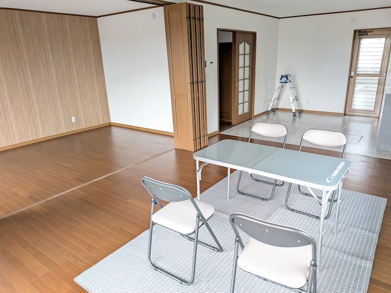 下妻市下妻丙　中古戸建 内観写真（リビング）