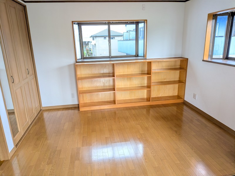 下妻市下妻丙　中古戸建 内観写真（リビング以外の居室）