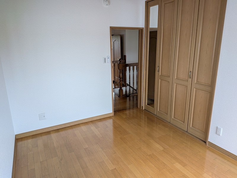 下妻市下妻丙　中古戸建 内観写真（リビング以外の居室）