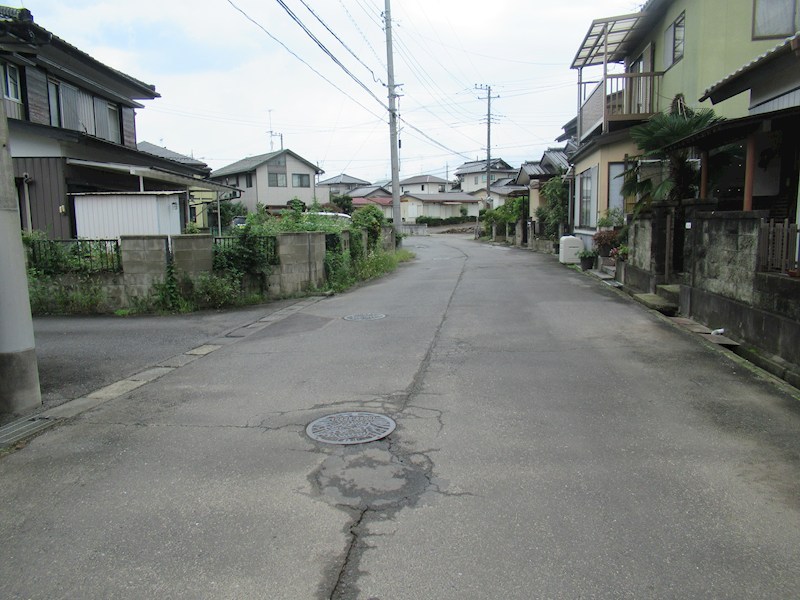 石岡市石岡　土地 現地写真（前面道路含む現地写真）