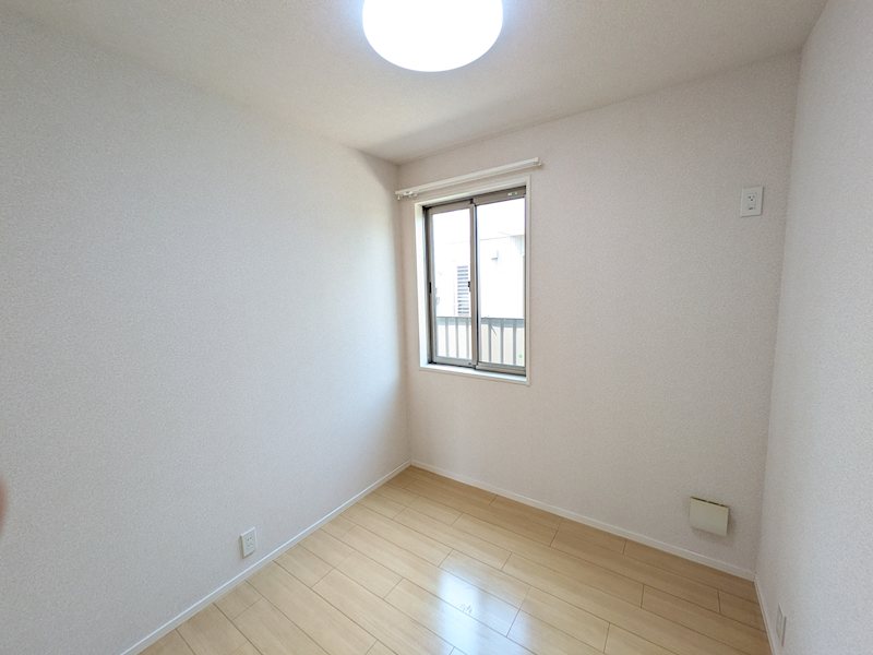常総市若宮戸　中古戸建 内観写真（リビング以外の居室）