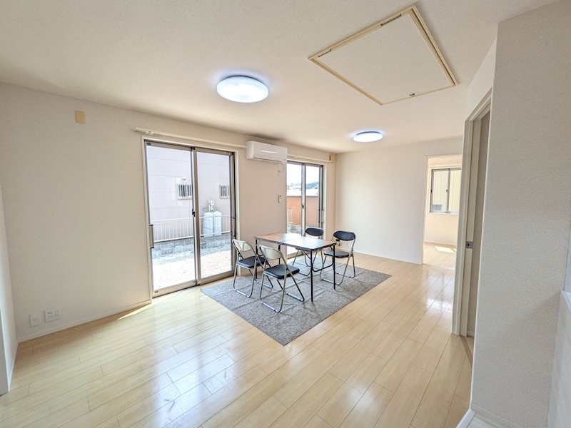 常総市若宮戸　中古戸建 内観写真（リビング）