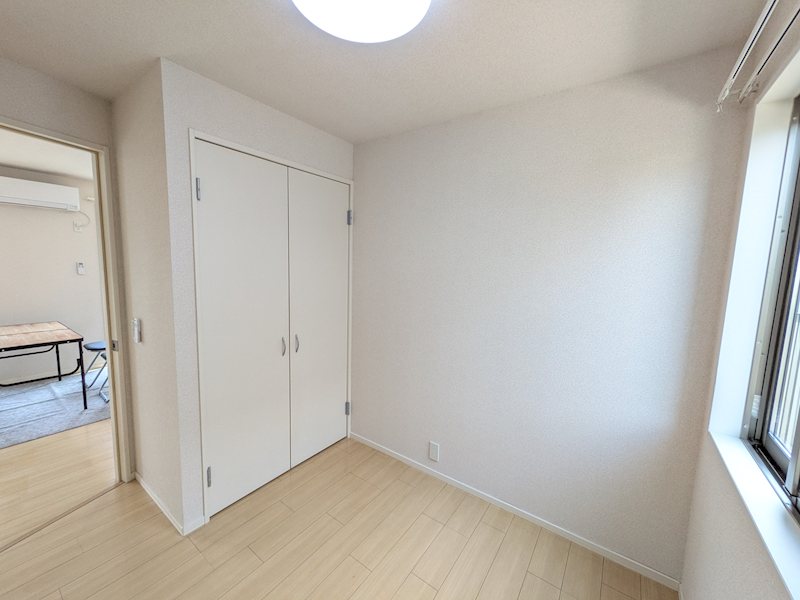 常総市若宮戸　中古戸建 内観写真（リビング以外の居室）