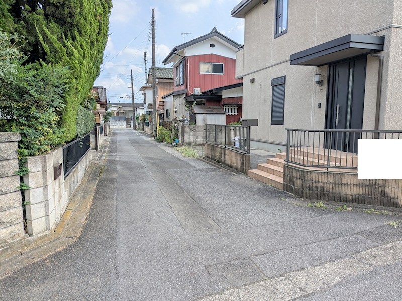 古河市諸川　中古戸建 現地写真（前面道路含む現地写真）