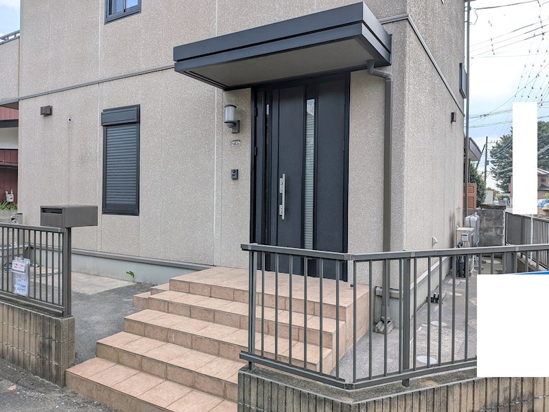 古河市諸川　中古戸建 現地写真（玄関）