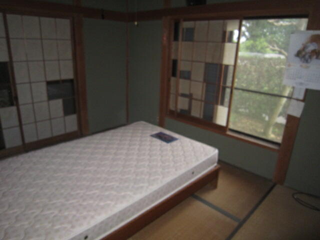 石岡市山崎　中古戸建 内観写真（子供部屋）