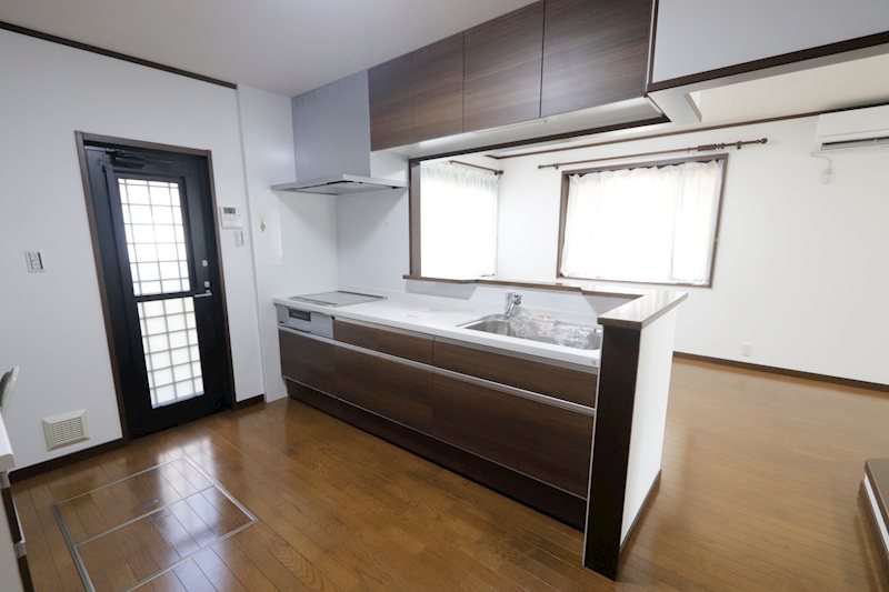 龍ケ崎市藤ケ丘３丁目　中古戸建 内観写真（キッチン）