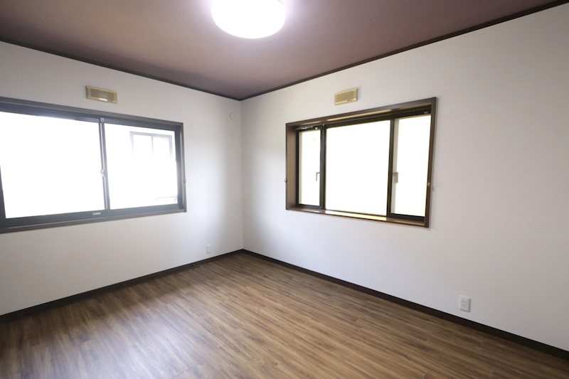 龍ケ崎市藤ケ丘３丁目　中古戸建 内観写真（リビング以外の居室）