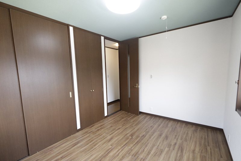 龍ケ崎市藤ケ丘３丁目　中古戸建 内観写真（リビング以外の居室）