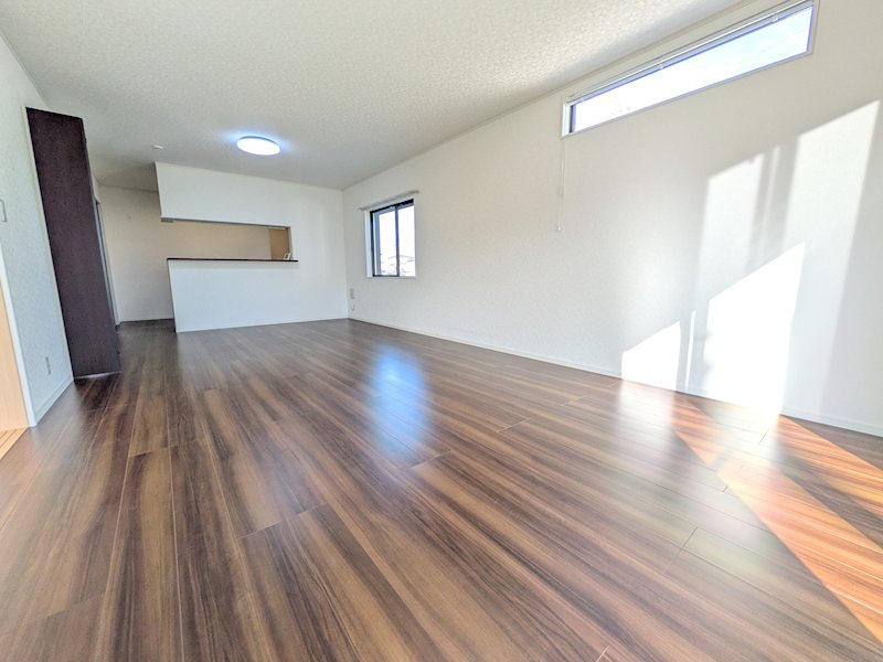 坂東市岩井　中古戸建 内観写真（リビング）
