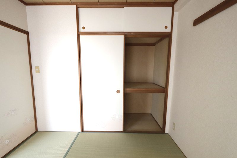 ウッドパーク四季の丘WA棟 内観写真（収納）