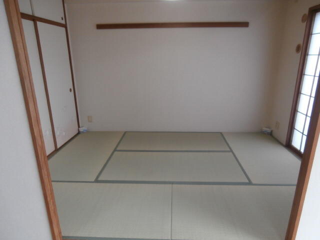 ウッドパーク四季の丘WA棟 内観写真（子供部屋）