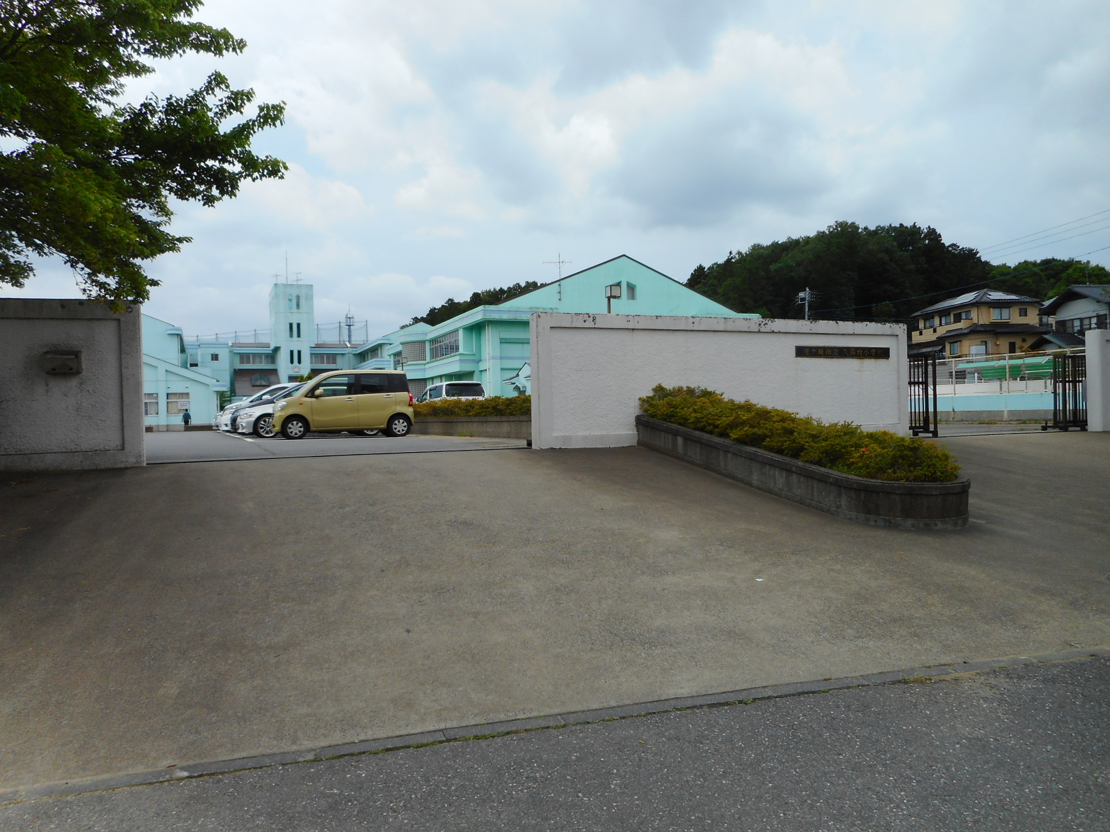 ウッドパーク四季の丘WA棟 小学校