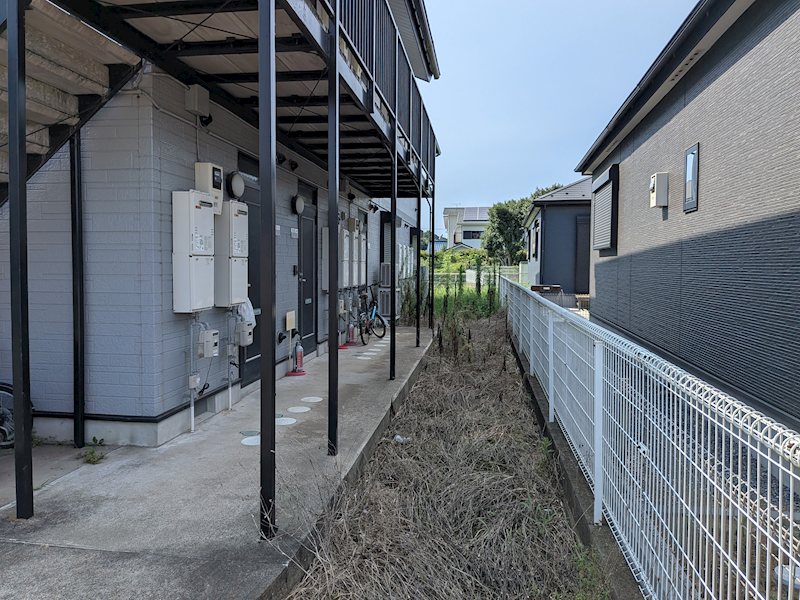 つくば市今鹿島　売アパート 現地写真（玄関）