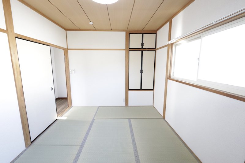 下妻市半谷　中古戸建 内観写真（リビング以外の居室）