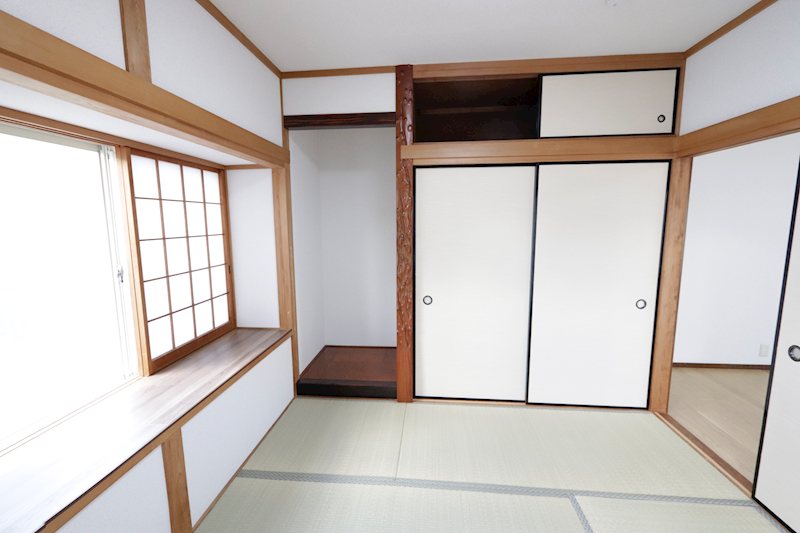 下妻市半谷　中古戸建 内観写真（リビング以外の居室）