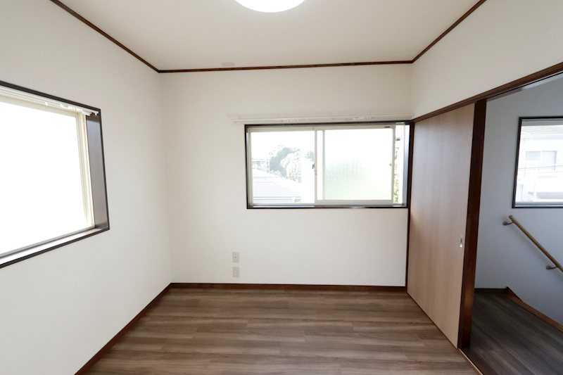下妻市半谷　中古戸建 内観写真（リビング以外の居室）