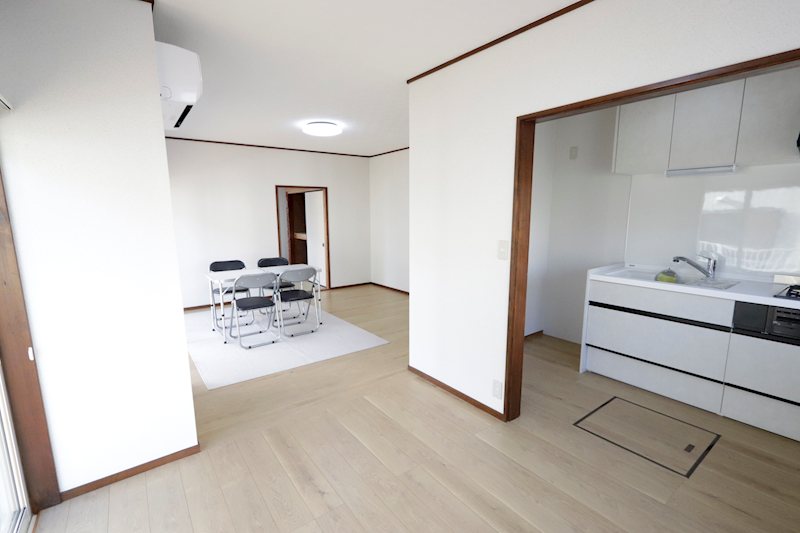 下妻市半谷　中古戸建 内観写真（リビング）