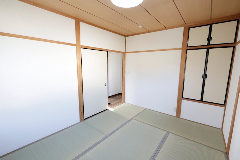 下妻市半谷　中古戸建 内観写真（リビング以外の居室）
