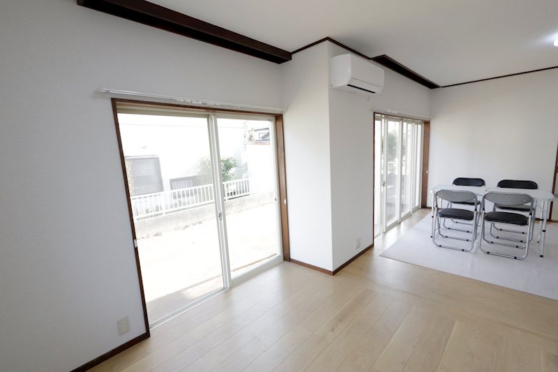 下妻市半谷　中古戸建 内観写真（リビング）