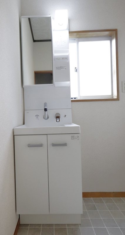 筑西市門井　中古戸建 内観写真（洗面台・洗面所）