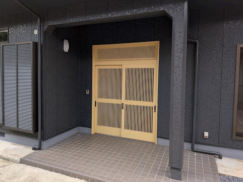土浦市中　中古戸建 現地写真（玄関）