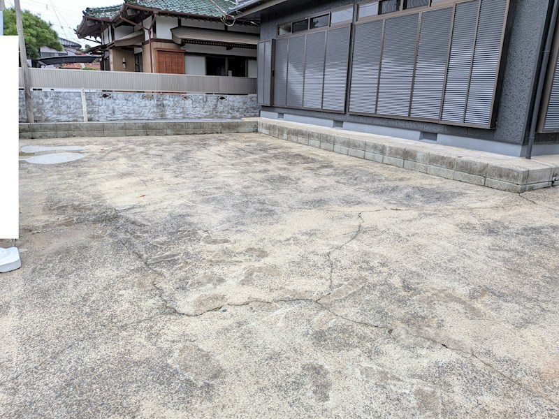 土浦市中　中古戸建 現地写真（駐車場）
