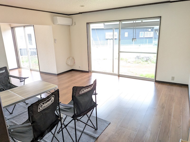 阿見町中央４丁目　中古戸建 内観写真（リビング）
