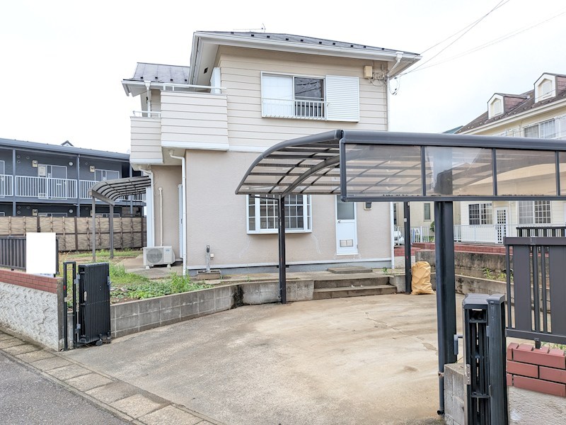 阿見町中央４丁目　中古戸建 現地写真（駐車場）