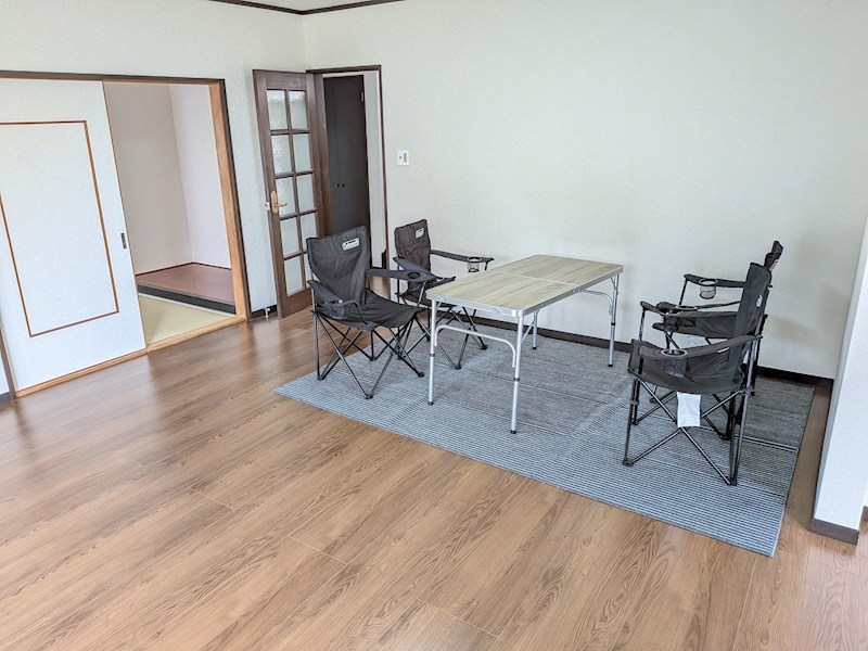 阿見町中央４丁目　中古戸建 内観写真（リビング）