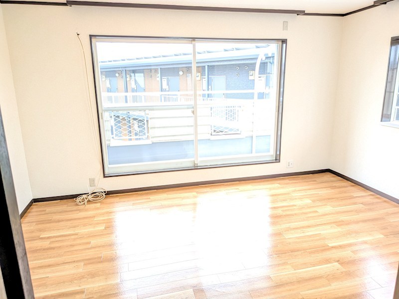 阿見町中央４丁目　中古戸建 内観写真（リビング以外の居室）