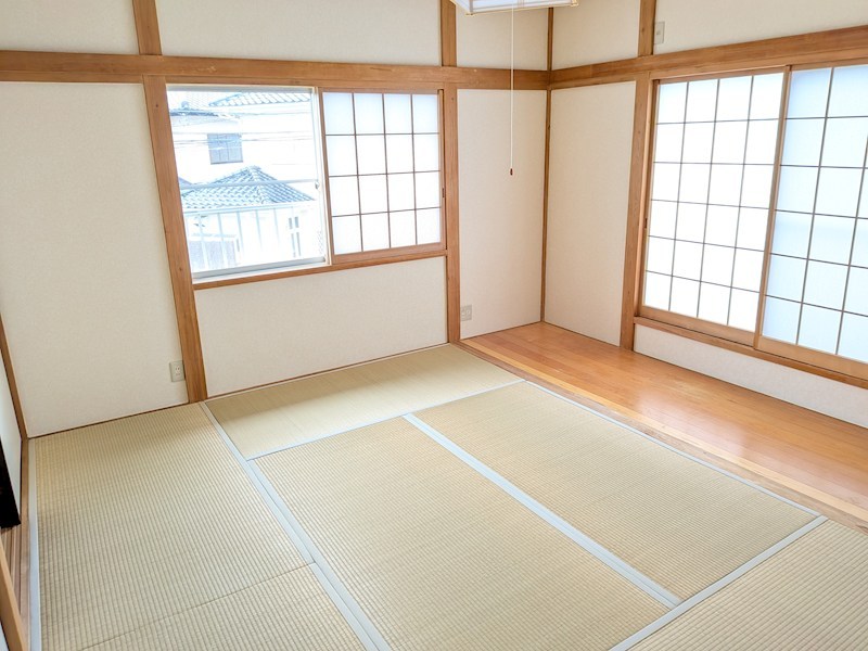 阿見町中央４丁目　中古戸建 内観写真（リビング以外の居室）