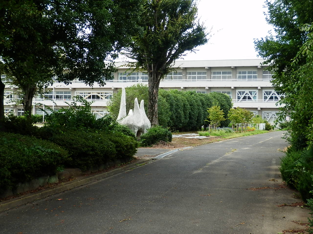 筑西市玉戸　中古戸建 小学校
