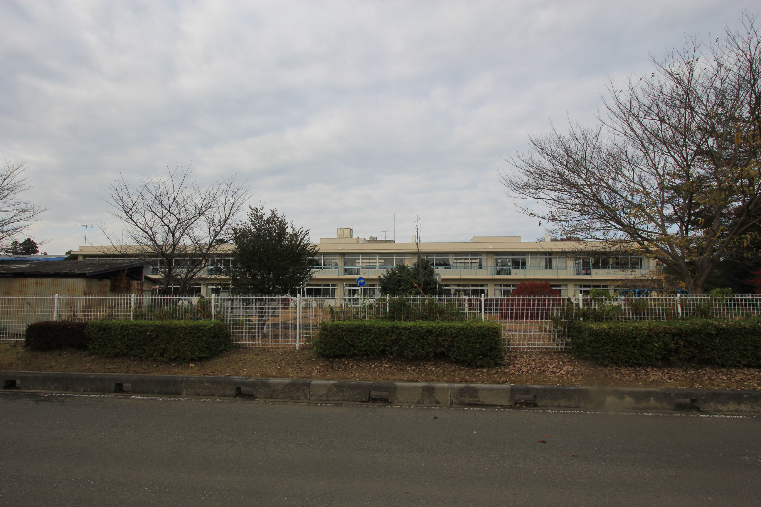 つくば市上郷　中古戸建 小学校