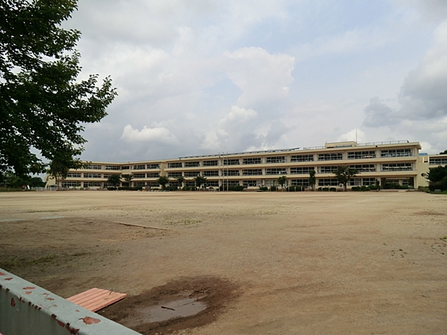 リガーレ牛久市南22期　新築戸建　1号棟 小学校