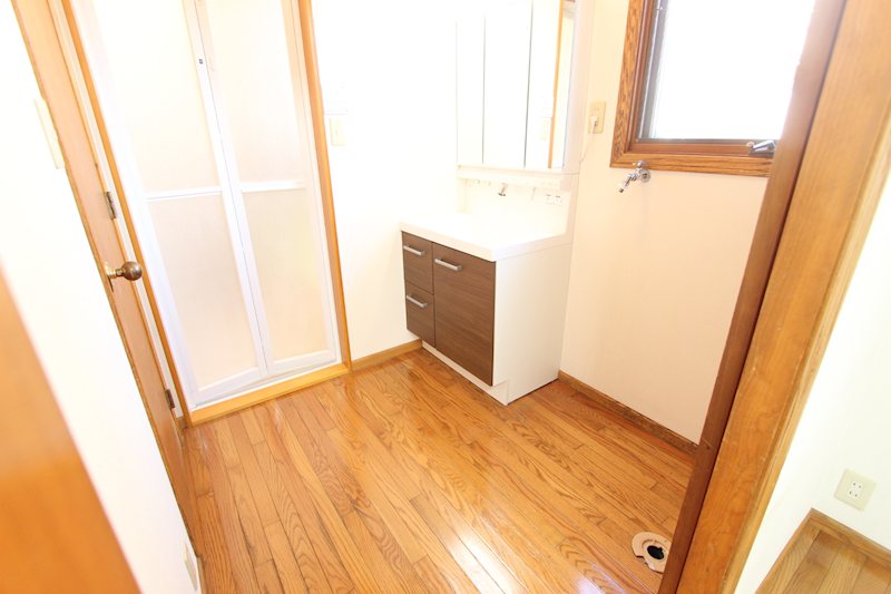 小美玉市東田中　中古戸建 内観写真（浴室）