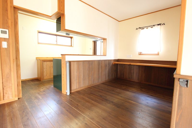 土浦市真鍋新町　中古戸建  内観写真（リビング）