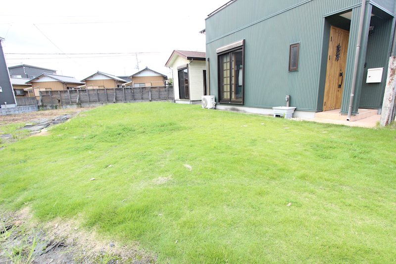 土浦市真鍋新町　中古戸建  現地写真（庭）
