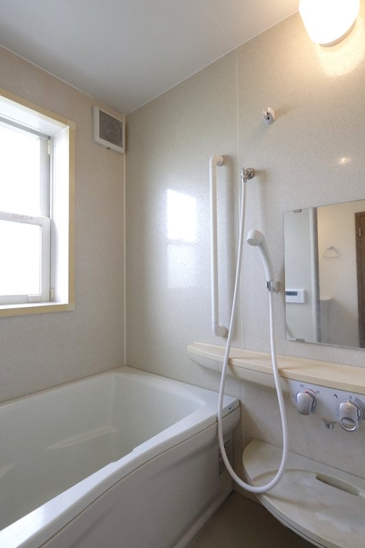 桜川市真壁町田　中古戸建 内観写真（浴室）