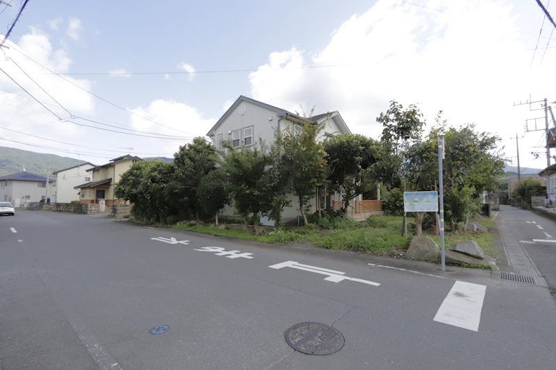 桜川市真壁町田　中古戸建 現地写真（前面道路含む現地写真）